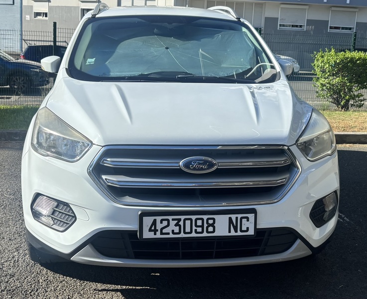 FORD KUGA 4×4 TITANIUM – 180 CH - véhicule d'occasion à Nouméa