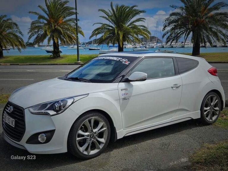 HYUNDAI VELOSTER SPORT - véhicule d'occasion à Nouméa
