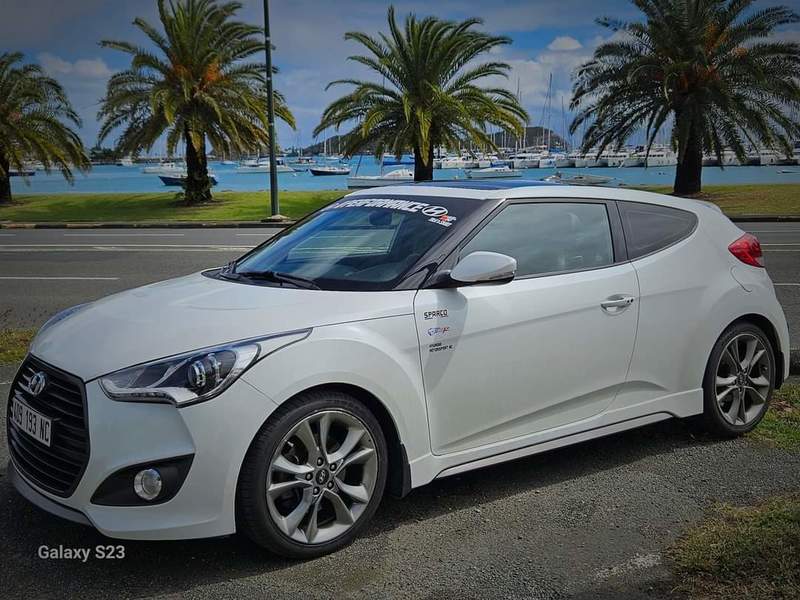 HYUNDAI VELOSTER SPORT - véhicule d'occasion à Nouméa