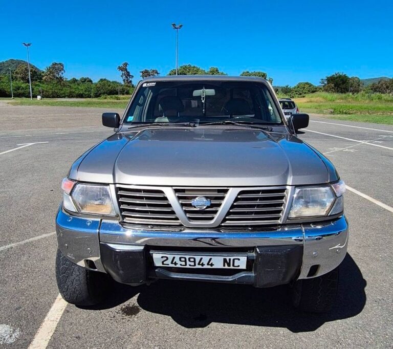 NISSAN PATROL Y61 4.2L - véhicule d'occasion à Nouméa