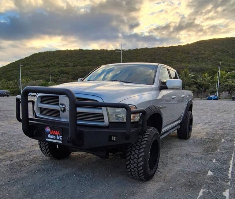 DODGE RAM 1500 – V8 HEMI 5.7 L – 4×4 – AUTOMATIQUE - véhicule d'occasion à Nouméa