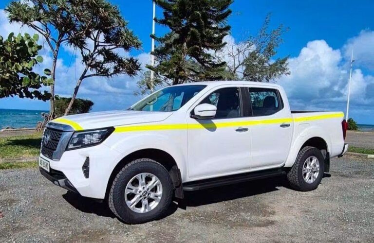 NISSAN NAVARA 4×4 DOUBLE CABINE 2023 - véhicule d'occasion à Nouméa