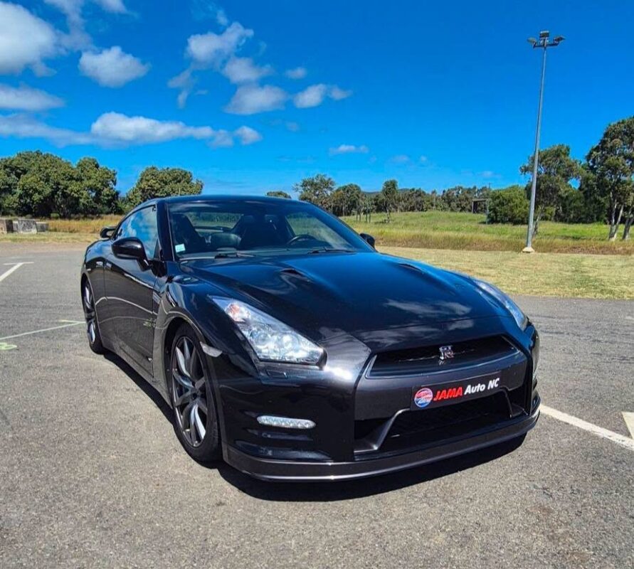 MONSTRE À VENDRE CHEZ JAMA AUTO NC ! NISSAN GT-R R35 – 3.8 V6 BITURBO – ENV. 530 CH - véhicule d'occasion à Nouméa