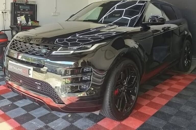 RANGE ROVER EVOQUE SE R-DYNAMIC P250 – 2024 - véhicule d'occasion à Nouméa