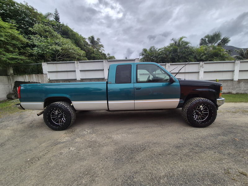 CHEVROLET K1500 V8 6.5 TD - véhicule d'occasion à Nouméa