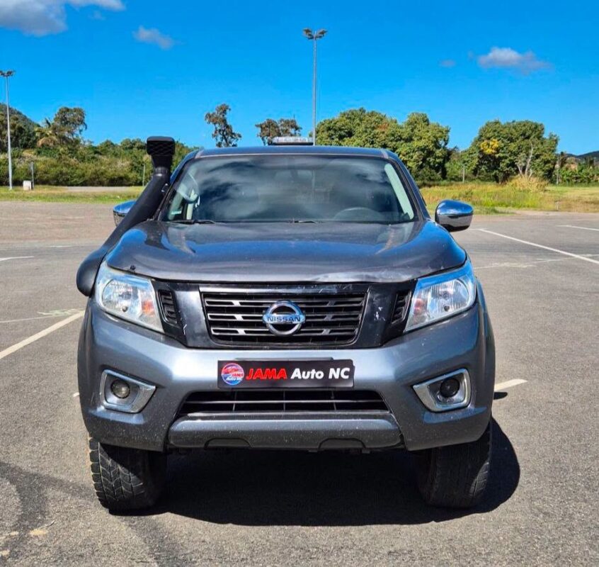 NISSAN NAVARA NP300 4×4 DOUBLE CAB – 2016 - véhicule d'occasion à Nouméa