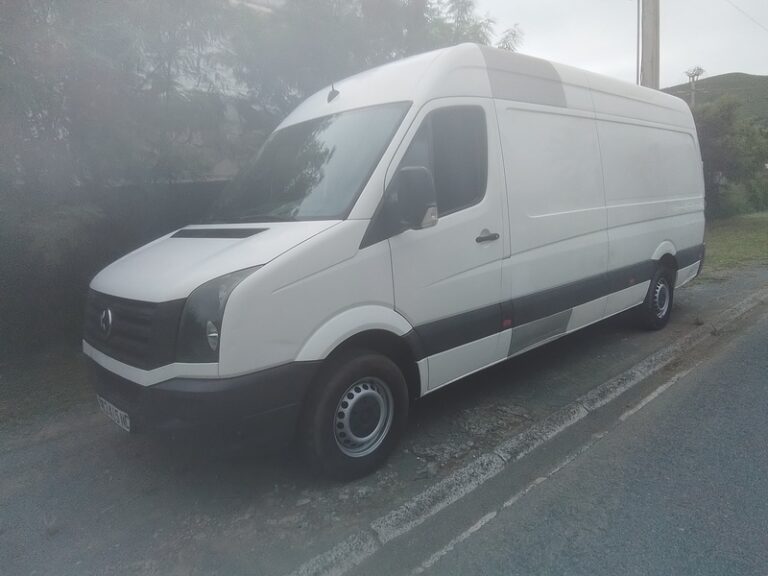VOLKSWAGEN CRAFTER L4H3 – 13,6 M³ - véhicule d'occasion à Nouméa