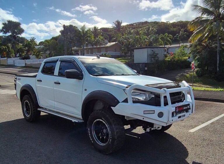 ISUZU D-MAX DOUBLE CAB 4X4 – 2023 - véhicule d'occasion à Nouméa