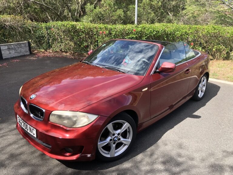 BMW SÉRIE 1 CABRIOLET 120D - véhicule d'occasion à Nouméa