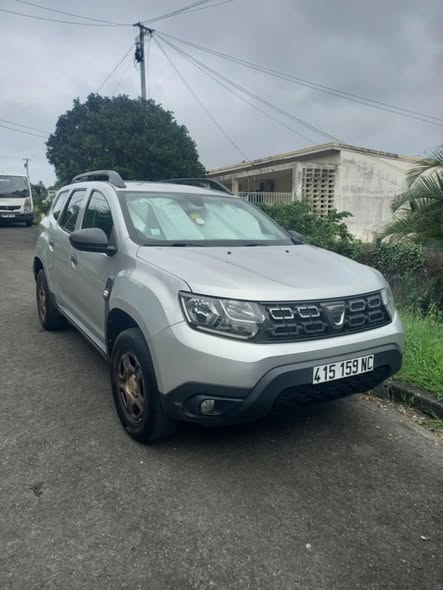 DACIA DUSTER 2 - véhicule d'occasion à Nouméa