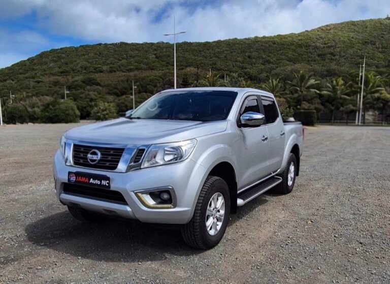 NISSAN NAVARA NP300 4×4 – PREMIÈRE MAIN ! - véhicule d'occasion à Nouméa