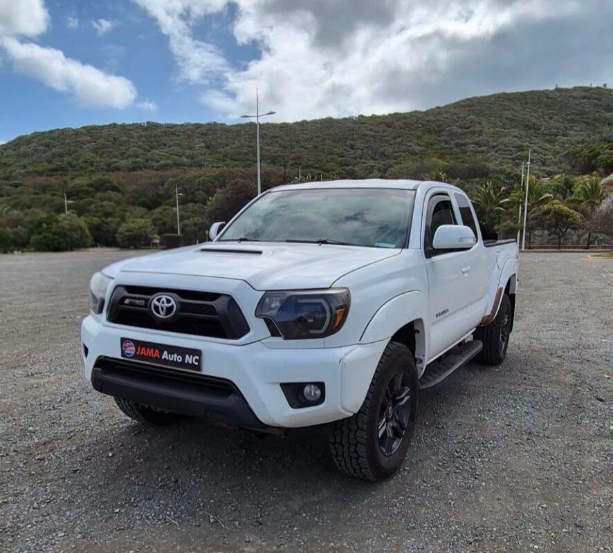 TOYOTA TACOMA V6 4.0 – 4×4 – AUTOMATIQUE – 2013 - véhicule d'occasion à Nouméa